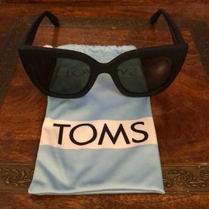 TOMS ‘Sydney’ Sunglasses